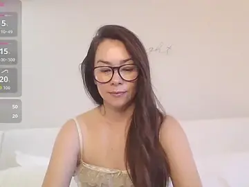 Mixedasiangirl  live sex cam