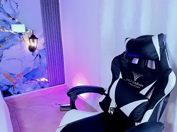 Naughty_ailee  live sex cam