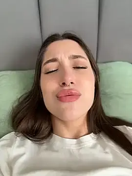 BOOMFOXY  live sex cam