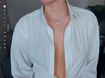 EdinaBiers  live sex cam
