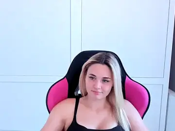 Emma_starrs_  live sex cam