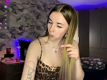 Jessica1West  live sex cam