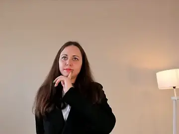 KarineDenick  live sex cam