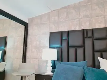 KimberlyMonroee  live sex cam