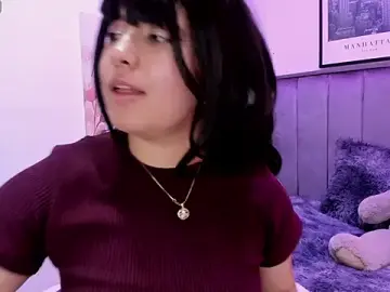 Mavis-Adams  live sex cam