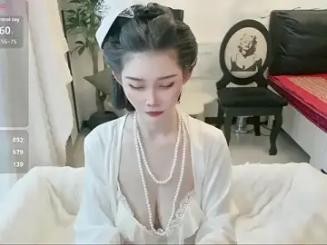 NANA-EET  live sex cam