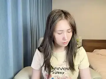 77Ssuri  live sex cam