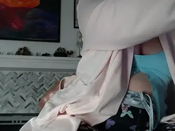 AuroraWillows  live sex cam