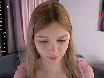 DebraVaughn  live sex cam