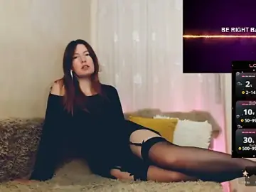 Kira_land  live sex cam