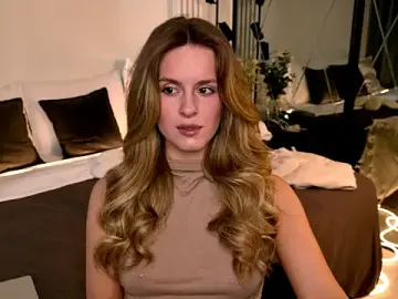 RozzitaBedberry  live sex cam