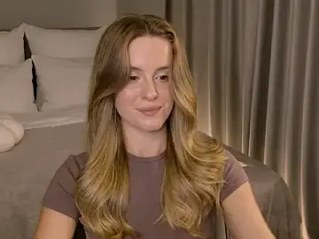 RozzitaBedberry  live sex cam