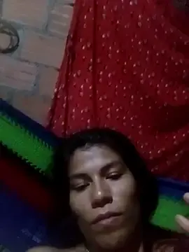 SkinnyBlom_  live sex cam