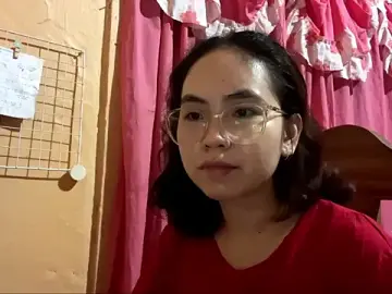 Justhatsuse  live sex cam