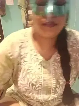 01Mona  live sex cam