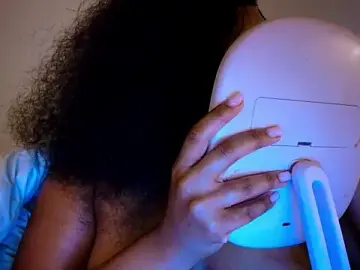 BriannaBrave  live sex cam