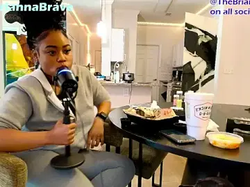 BriannaBrave  live sex cam