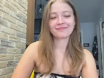 CharmingSarah  live sex cam