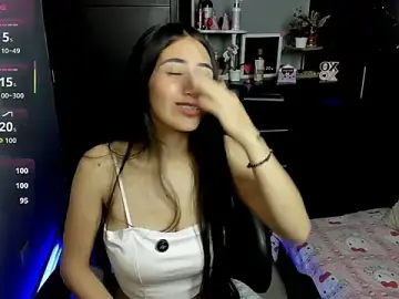 Emilytafur  live sex cam
