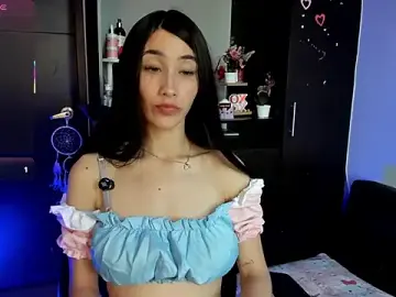 Emilytafur  live sex cam