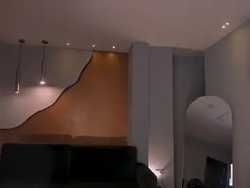 ErikaBenz_  live sex cam