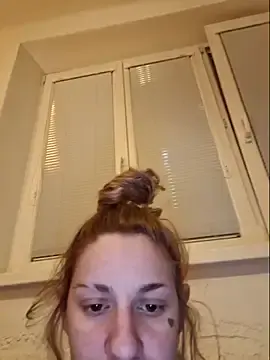 Saskylasky  live sex cam