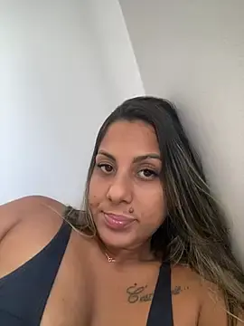 Kifanyy  live sex cam