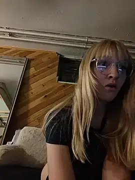 BunnySnowFlake  live sex cam