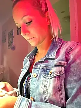 Jaira64  live sex cam
