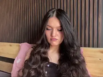 LisetteParajon  live sex cam