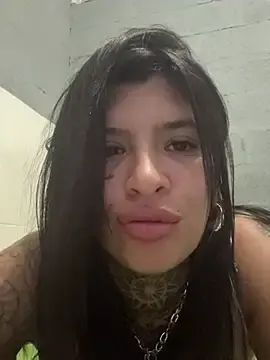 Blueluna26  live sex cam