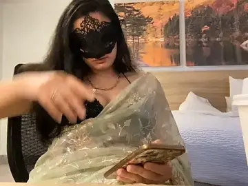 Desigurl_iraa  live sex cam
