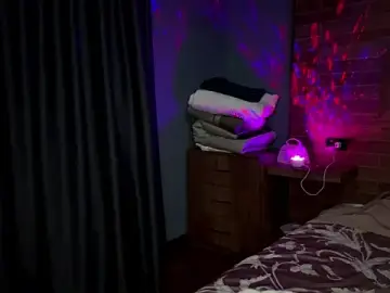 AnnabelSolich  live sex cam