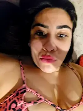 LadyGi95  live sex cam