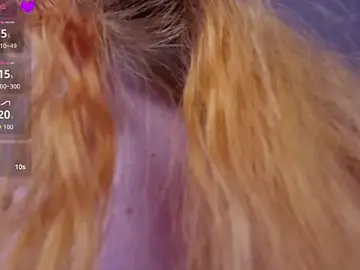 LynetHakes  live sex cam