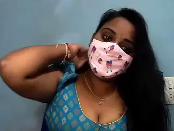 Rathi-priyaa  live sex cam