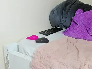 Real_Slim_Thick  live sex cam