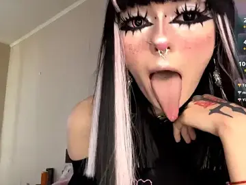 SmilingPatent  live sex cam