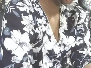 Supriya201  live sex cam