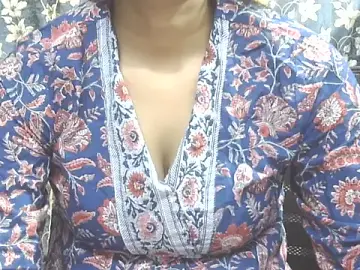 Supriya201  live sex cam