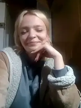 Kisssyla  live sex cam