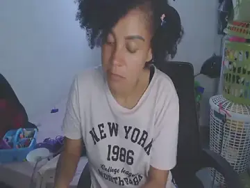 Shayna_cute  live sex cam