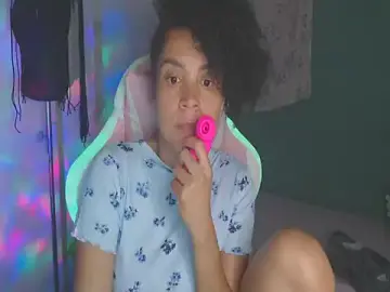 Shayna_cute  live sex cam