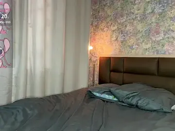 LoraDavi  live sex cam