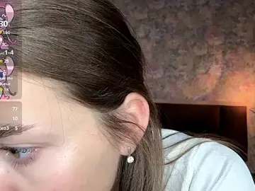 LoraDavi  live sex cam