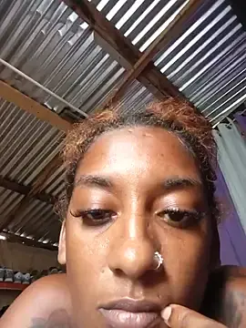 Queen_1311  live sex cam
