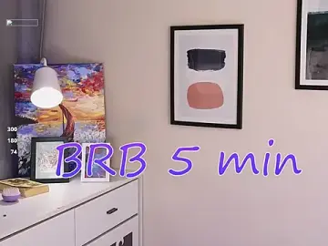 Umia_Bordered  live sex cam