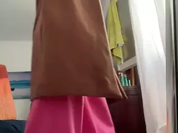 DreamOfBarbiex  live sex cam