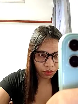 Jyannie  live sex cam