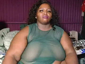 Bustyboobs02xx  live sex cam